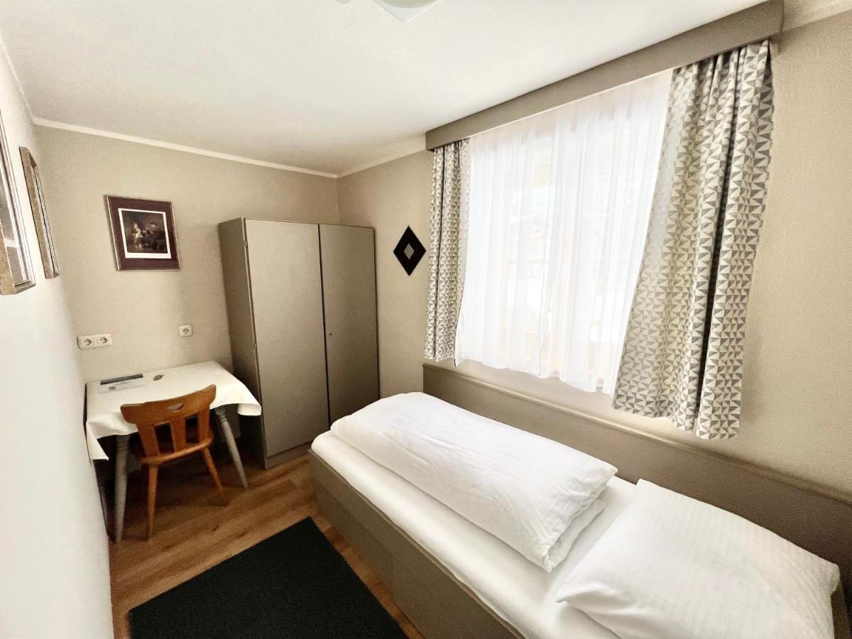 Lech Hostel Εξωτερικό φωτογραφία